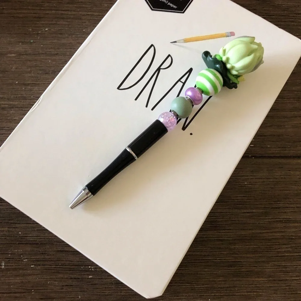 Disney Doorables: The Little Mermaid: Ursula handmade beaded pen